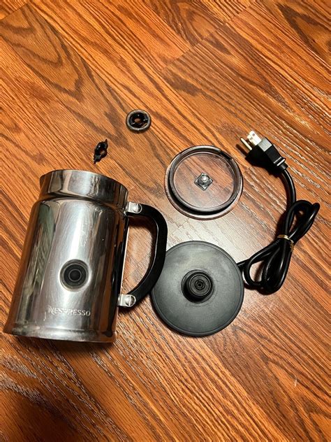 Nespresso 3192 Aeroccino Automatic Electric Milk Frother Warmer Set