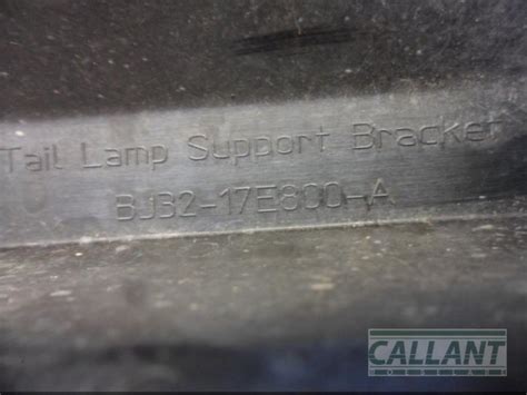 Rear bumper bracket, right Landrover Range Rover Evoque 2.2 TD4 16V ...