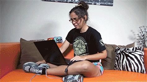 Peko Lux Geek To B Transformation Part 1 Of 4 Peko Lux Latina Fetish Princess Clips4sale
