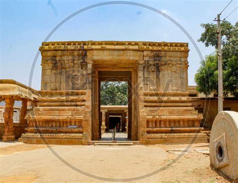 Image Of Bhoga Nandeeshwara Temple Chikkaballapura Hp342451 Picxy