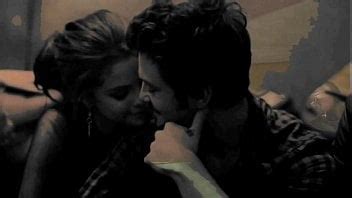 Selena Gomez Naked Pussy Pics Porn Videos LetMeJerk