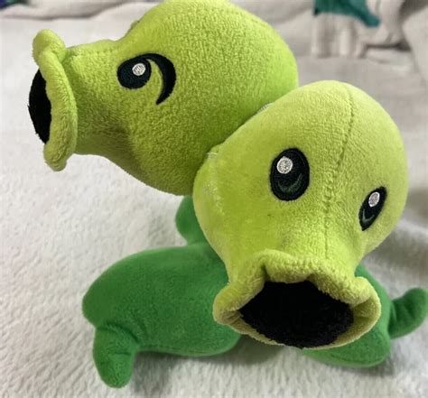 Plants Vs Zombies Pvz Plush Split Pea Linxin Og 2010 Rare 4706546111