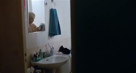 Nude Video Celebs Jackie Ewing Nude Sole Mio