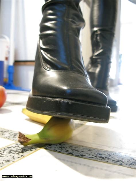 Boot Food Crushing Nude Pics Xhamster