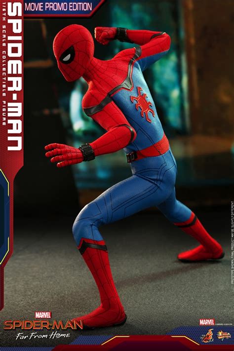 Hot Toys Relan A Antiga Vers O Do Uniforme Do Homem Aranha Dos Cinemas Na Vers O Movie Promo