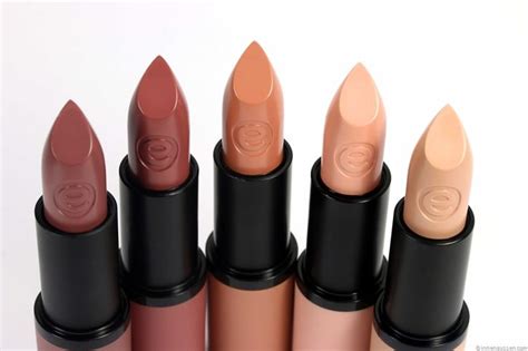 Dec 8 Nowadays I Love A Nude Lip I Can Finally Wear Nude Provided I Pick One That Doesn T