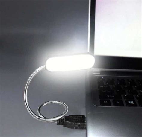 Luminária Led Usb Metálico Para Notebook Leitura Parcelamento sem juros