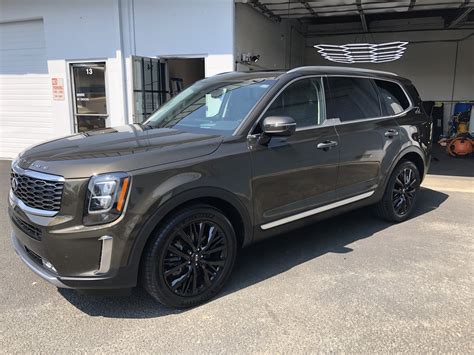 2020 Kia Telluride Dark Moss — Detailership™