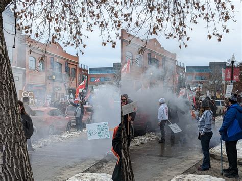 Calgary anti-COVID-19 mandate march met with counter-protest Sunday