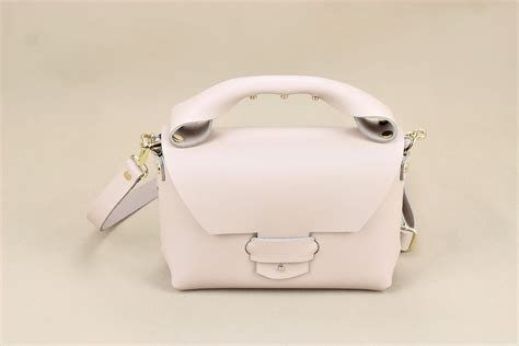 Torebka Sk Rzana Bj Rk S Nude Szewro Gold Dorp Torebki Fabiola Sklep Internetowy Z Torebkami