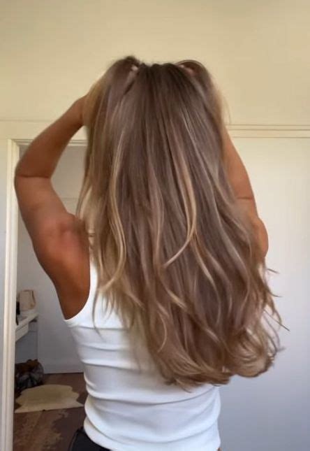 Pin By Clare Mohan On Hair In Dirty Blonde Hair Honey Blonde Hair Light Hair