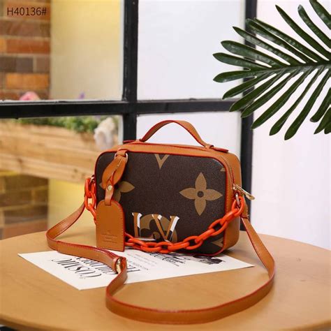 Pin on Tas LV Model Terbaru