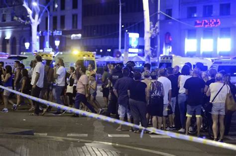 Fotos Fotos Atentado En La Rambla De Barcelona Imágenes Imágenes