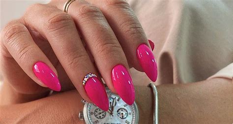 Fashionable Pink Nails 2023 L Top 24 New Tendencies Stylish Nails