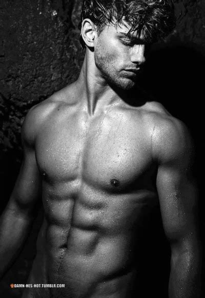 Damn Hes Hot Tumblr Tumbex