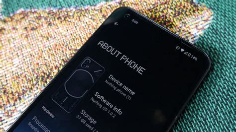 Nothing ответила на критику зелёного экрана Phone (1)