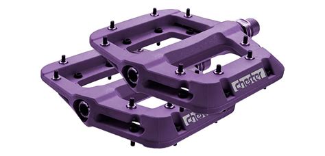 mountain bike flat pedals