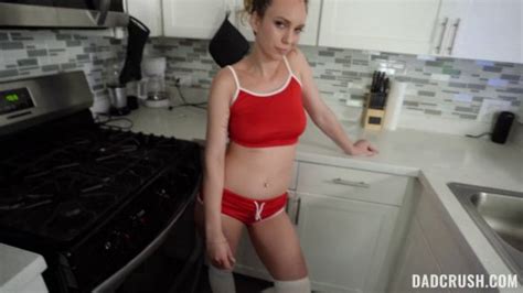 Seductive Room Mate Jade Nile Gives A Blowjob And Gets Fucked Skinny Girl Porn Ontish