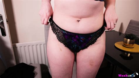 WIN Milf Wank Ivy Rain