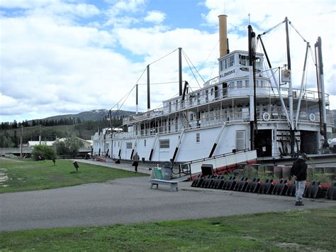 25 Best Places and Sites to Visit in Yukon