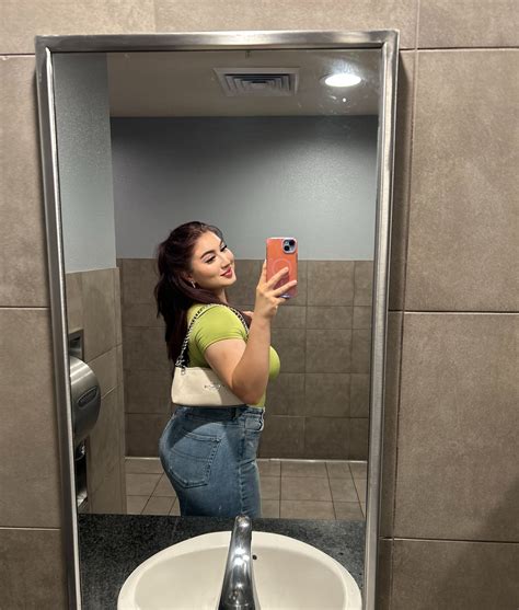 michelle 💗 (@michellggg._) • Instagram photos and videos