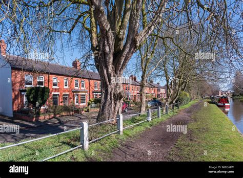 Stockton heath canal hi-res stock photography and images - Alamy