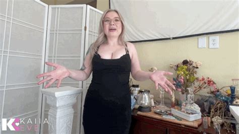 First Date Gone Wrong Blonde Babe Shrinks Smothers Vores Scared Tiny Fighter Goddess