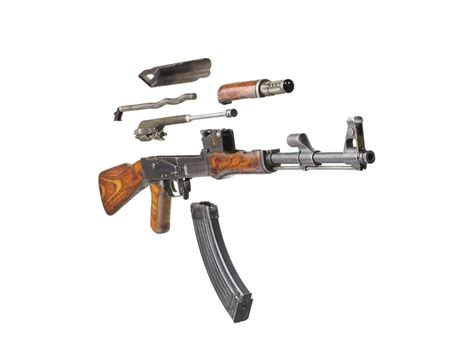 Útočná puška AK-47 vyniká spolehlivostí a jednoduchostí konstrukce ...