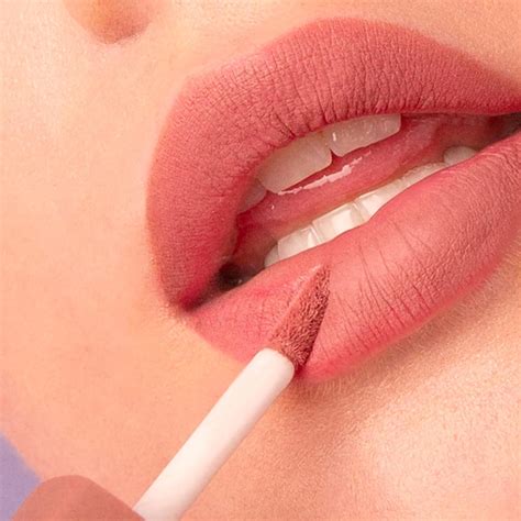 Ina Longwear Lipstick Naked Matte Lipstick With Hyaluronic Acid Vegan Cruelty Free