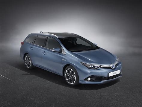 Toyota Auris Touring Sports Hybride Break Automobile Propre