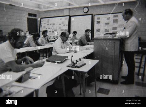 Classroom 1970s High School Hi Res Stock Photography And Images Alamy