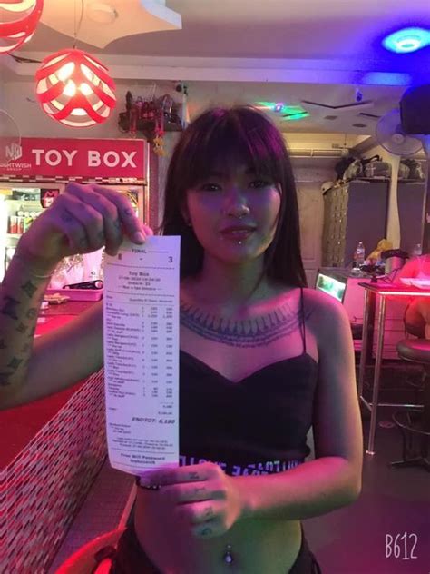 Thank You Kun T 🇹🇭 😎🤘⭐️🎉👩🏻🥃👩🏻girls At Toy Box Bar Soi 6 Pattaya