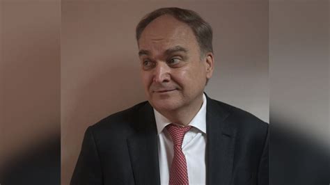 Антонов заявил, что Россия готова к диалогу с США по укреплению мира