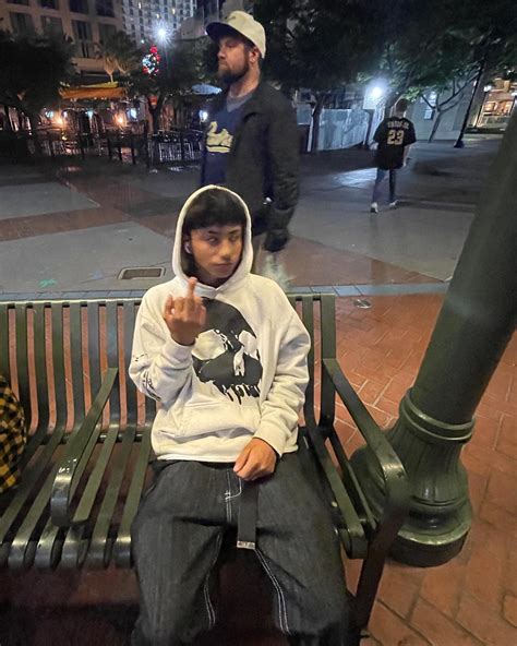 On Twitter Fuck All You Hoes Https T Co Ap T Zf Tb Twitter