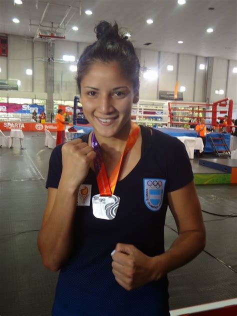 Noti Amateur Sports Dayana Sánchez lista para subirse al Ring en Toronto