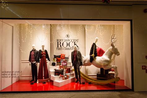 Tips Ideas For Your Retail Store Window Displays