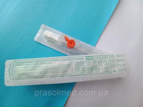 Купити Катетер (канюля) внутрішньовенний Ultraflon 14G (2.1*45mm) з ін ...