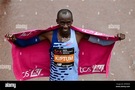 London, England. 23 April, 2023. Kelvin Kiptum runs the second fastest ...