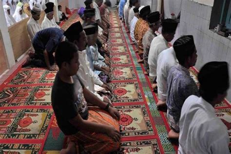 Tata Cara Salat Subuh Beserta Niat Dan Doa Qunut