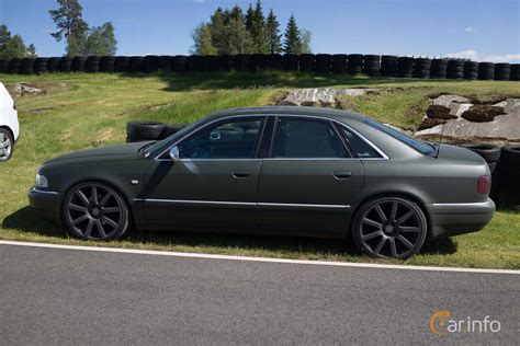 Audi A8 2.5 TDI V6 generation D2, Manual, 6-speed