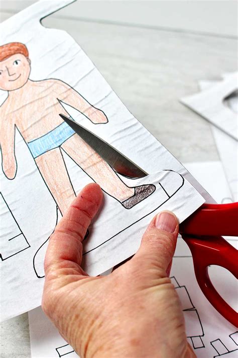 Clothes For Paper Dolls - 5