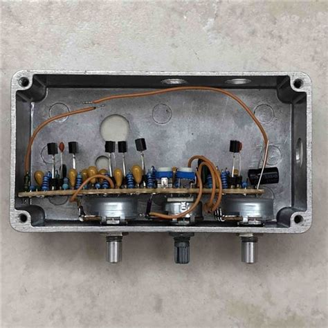 Univox Super Fuzz Schematic