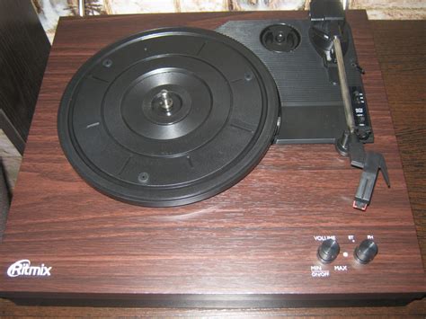 Виниловый проигрыватель RITMIX LP-340B Dark wood — купить по низкой ...