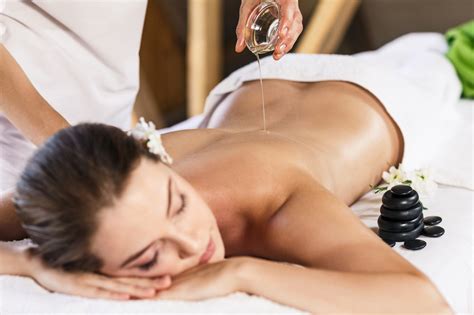 Conseils Pour Le Massage Complet Du Corps Massage Corporel Chaud