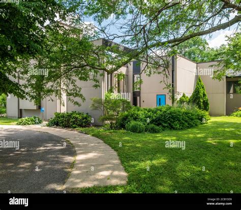 Unitarian Universalist Society Designed By Crites And Mcconnell Stock
