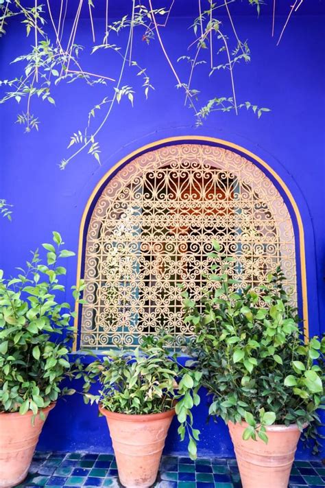 Genuss-Guide Marrakesch: Tajine, Tropengärten & Tal der Berber ...