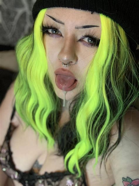 I Can Fix Your Dry Mouth Nudes 420 Girls NUDE PICS ORG