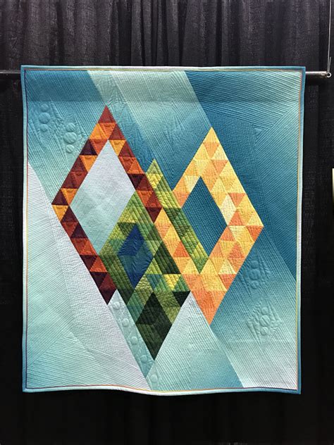 Modern Quilts at World Quilt Show - Sewgrateful Quilts