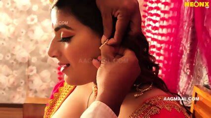 Bhabhi Getting Naked