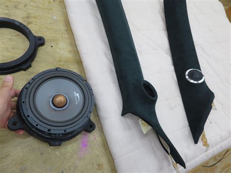 新型CX 5 マツダ純正BOSEサウンドの音質向上スピーカー交換の方法センタースピーカーのアップグレード HOT WIRED ホット